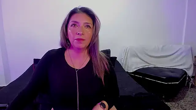 Snapshot of MichelleManson chatting on September 2025 10:06:02 AM MichelleManson online show from September 2025 10:06:02 AM