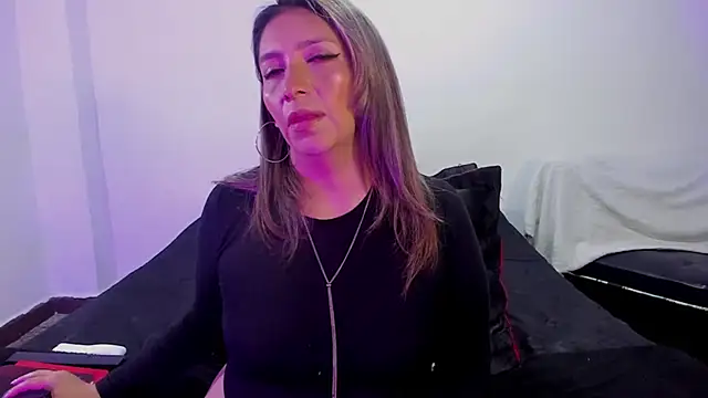 Snapshot of MichelleManson chatting on September 2025 09:47:02 AM MichelleManson online show from September 2025 09:47:02 AM