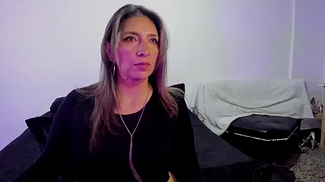 Snapshot of MichelleManson chatting on September 2025 09:58:02 AM MichelleManson online show from September 2025 09:58:02 AM