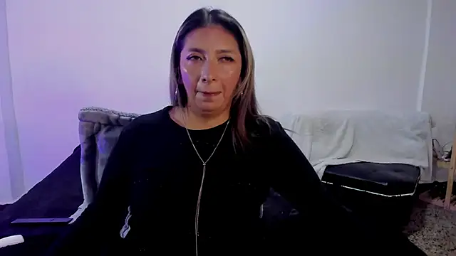 Snapshot of MichelleManson chatting on October 2025 09:06:02 AM MichelleManson online show from October 2025 09:06:02 AM