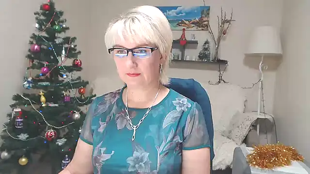 FleurMays online show from December 2024 06:09:01 AM