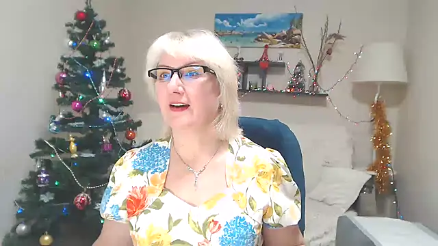 FleurMays online show from January 2025 11:12:02 AM