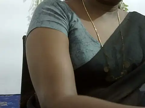 Snapshot of Hot_akshara chatting on October 2025 01:09:01 PM Hot akshara online show from October 2025 01:09:01 PM