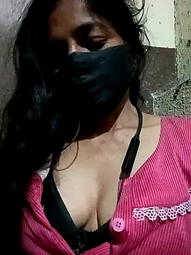 Snapshot of Gautami-telugu chatting on February 2025 11:10:02 PM Gautami-telugu online show from February 2025 11:10:02 PM