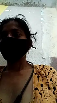 Snapshot of Gautami-telugu chatting on March 2025 02:10:01 AM Gautami-telugu online show from March 2025 02:10:01 AM