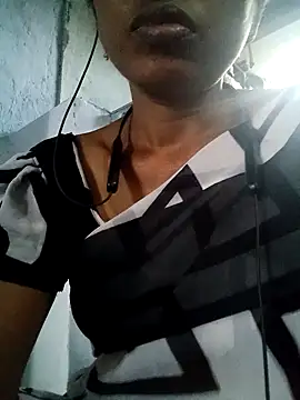 Snapshot of Gautami-telugu chatting on March 2025 08:17:01 AM Gautami-telugu online show from March 2025 08:17:01 AM