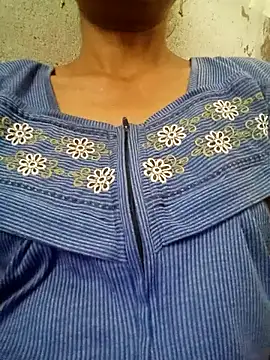 Snapshot of Gautami-telugu chatting on September 2025 09:33:02 AM Gautami-telugu online show from September 2025 09:33:02 AM