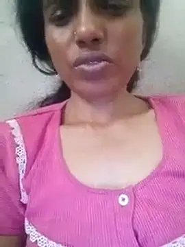 Snapshot of Gautami-telugu chatting on September 2025 06:04:01 AM Gautami-telugu online show from September 2025 06:04:01 AM