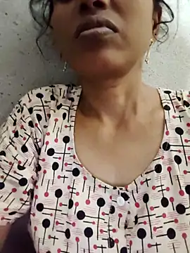 Snapshot of Gautami-telugu chatting on October 2025 01:53:01 PM Gautami-telugu online show from October 2025 01:53:01 PM