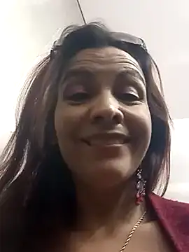Milenahot 69  online show from December 2024 05:31:01 PM