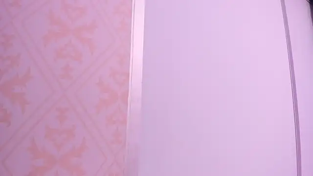 Leah Sweetie online show from September 2025 09:56:01 AM