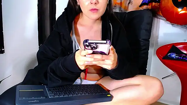 Snapshot of Megan_sexy18 chatting on October 2025 04:11:01 AM Megan sexy18 online show from October 2025 04:11:01 AM