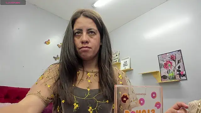 Snapshot of kathina_giraldo chatting on October 2025 12:49:02 PM kathina giraldo online show from October 2025 12:49:02 PM