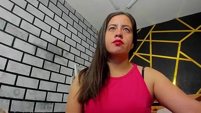 Snapshot of kathina_giraldo chatting on October 2025 12:50:02 PM kathina giraldo online show from October 2025 12:50:02 PM