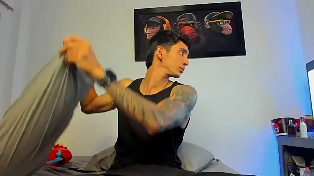 Snapshot of OliverBennet chatting on October 2025 09:41:01 PM OliverBennet online show from October 2025 09:41:01 PM