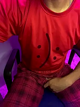 Vampiredaddy  online show from November 2025 05:34:01 PM