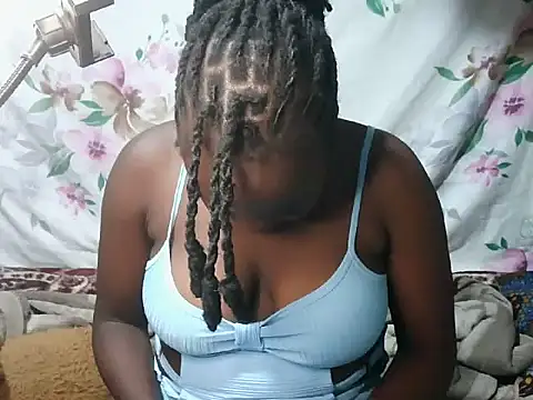 Snapshot of mdivah chatting on November 2025 07:07:02 PM mdivah online show from November 2025 07:07:02 PM