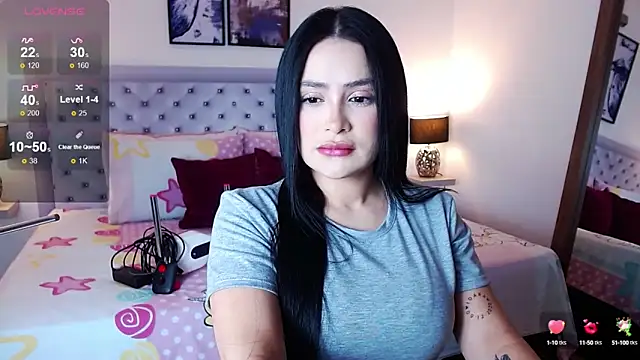 sarascottt online show from October 2025 03:32:01 PM