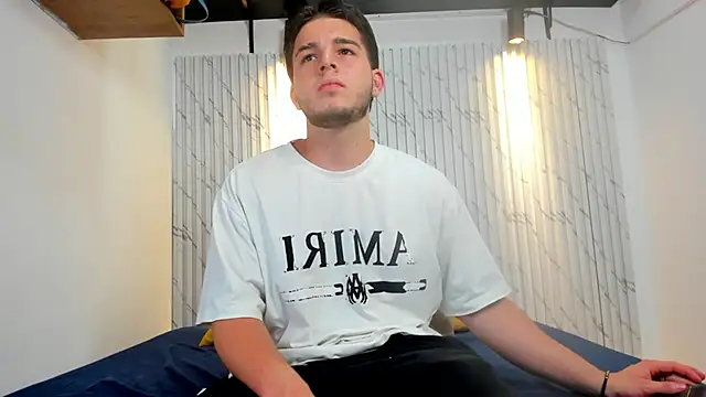 danielclarton1 online show from January 2025 11:06:01 PM