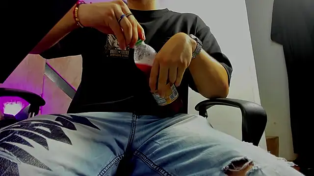 danielclarton1 online show from October 2025 10:01:01 PM