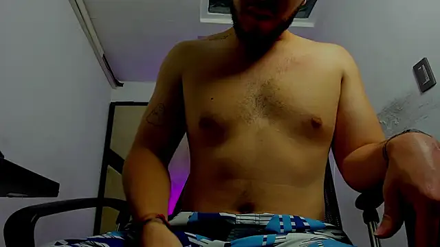 danielclarton1 online show from November 2025 09:26:02 PM