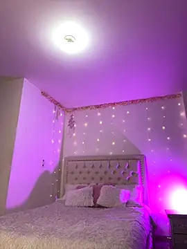 itsmadely online show from October 2025 03:07:02 AM