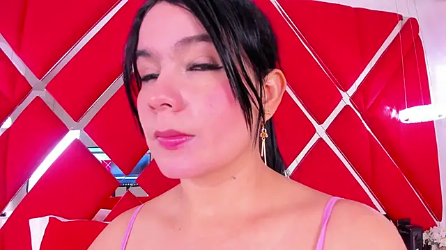 Snapshot of SusanCouper chatting on February 2025 10:39:01 PM SusanCouper online show from February 2025 10:39:01 PM