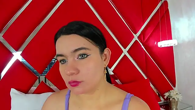 Snapshot of SusanCouper chatting on February 2025 10:31:02 PM SusanCouper online show from February 2025 10:31:02 PM