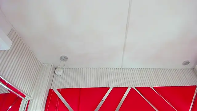 Snapshot of SusanCouper chatting on March 2025 10:33:01 PM SusanCouper online show from March 2025 10:33:01 PM