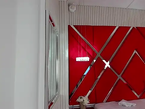 Snapshot of SusanCouper chatting on March 2025 10:17:02 PM SusanCouper online show from March 2025 10:17:02 PM