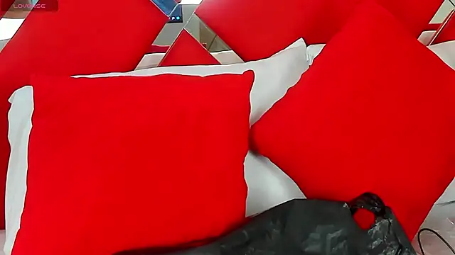 Snapshot of SusanCouper chatting on March 2025 10:26:01 PM SusanCouper online show from March 2025 10:26:01 PM