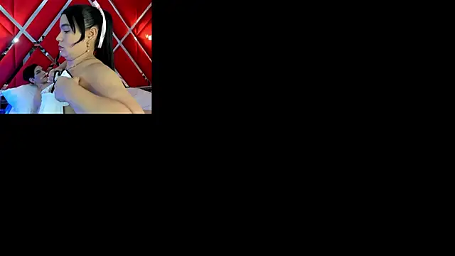 Snapshot of SusanCouper chatting on October 2025 10:32:02 PM SusanCouper online show from October 2025 10:32:02 PM