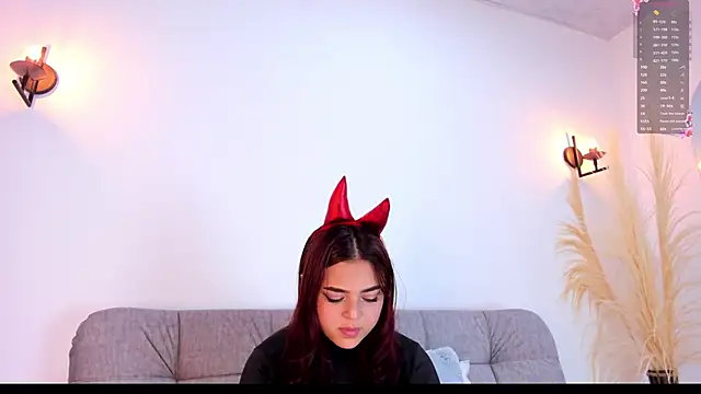 Agata clark online show from February 2025 05:07:01 PM
