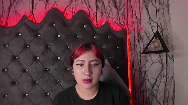 larissa01  online show from February 2025 02:56:01 AM