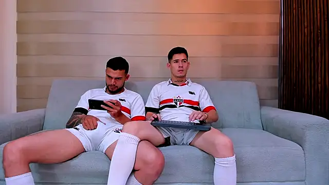 Snapshot of hot_day chatting on October 2025 08:53:02 PM hot day online show from October 2025 08:53:02 PM