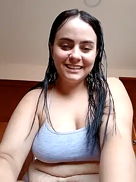 Im Amelia online show from December 2024 04:10:02 PM