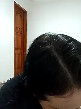 Im Amelia online show from December 2024 07:52:02 PM