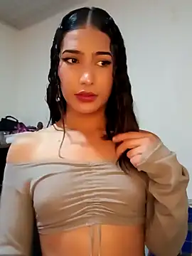 Lanna hott  online show from February 2025 11:23:02 PM