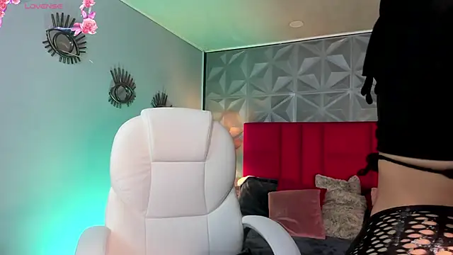 Valkiria ponce online show from December 2024 01:49:01 PM