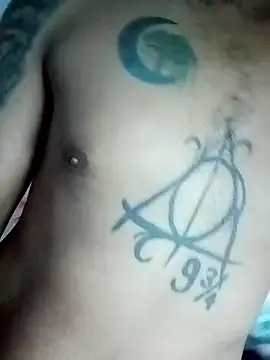 Snapshot of ale3J4a chatting on November 2025 12:20:02 AM ale3J4a online show from November 2025 12:20:02 AM