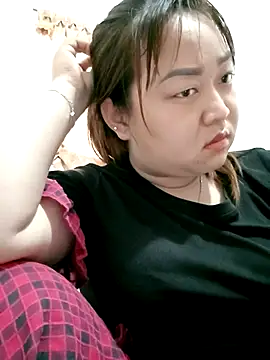 Snapshot of VyOanh2K chatting on January 2025 07:07:01 AM VyOanh2K online show from January 2025 07:07:01 AM