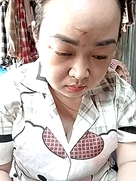 VyOanh2K online show from September 2025 04:15:01 AM