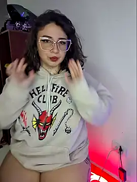 Snapshot of Aria_Bennett21 chatting on January 2025 04:22:02 AM Aria Bennett21 online show from January 2025 04:22:02 AM