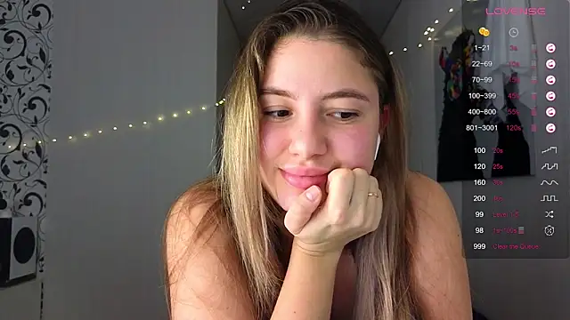 Yassyaaa online show from December 2024 12:33:01 AM