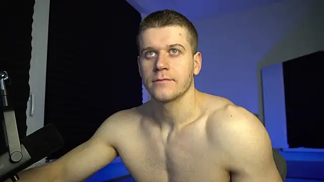 Snapshot of Bruno_Banani chatting on October 2025 05:14:02 PM Bruno Banani online show from October 2025 05:14:02 PM