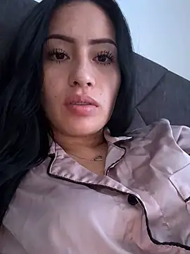 Sara luna  online show from December 2024 01:27:02 PM