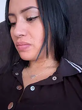 Sara luna  online show from December 2024 02:10:02 PM