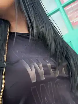 Sara luna  online show from January 2025 10:46:02 PM