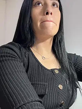 Sara luna  online show from February 2025 03:15:02 PM