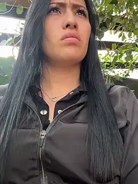 Sara luna  online show from March 2025 09:37:01 PM